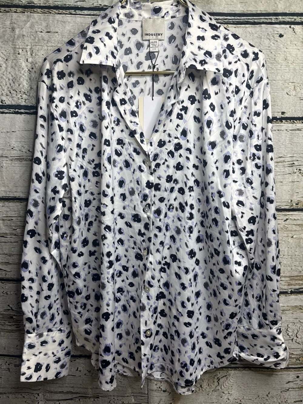 Industry Republic XL Blouse Snow Leopard Print Long Sleeve Button Down
